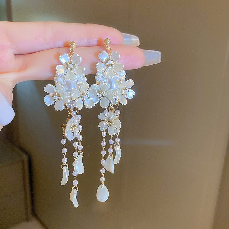 Modern Geometric Flower Tassel Earrings – Statement Alloy Jewelry