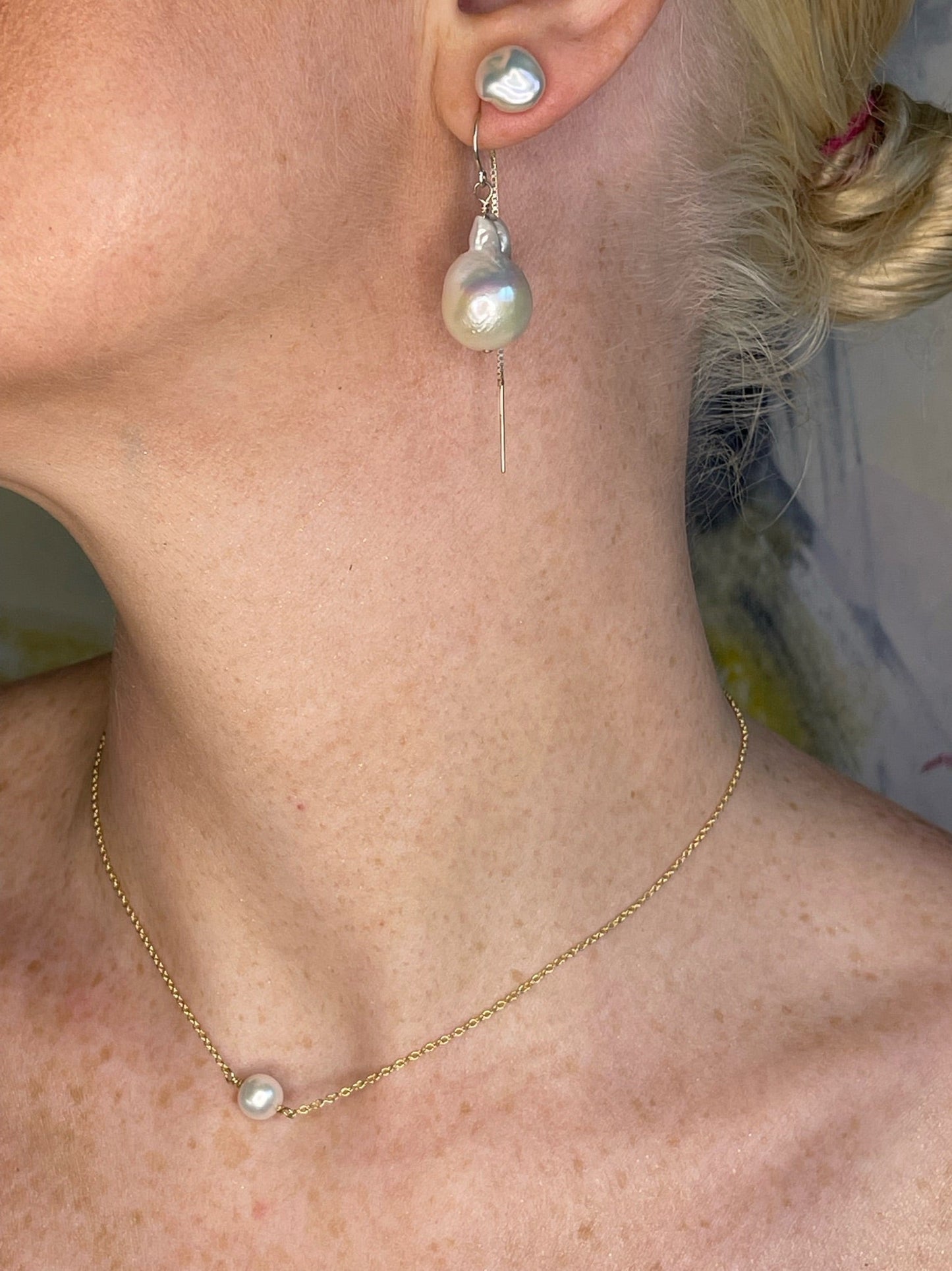 Single Pearl choker necklace