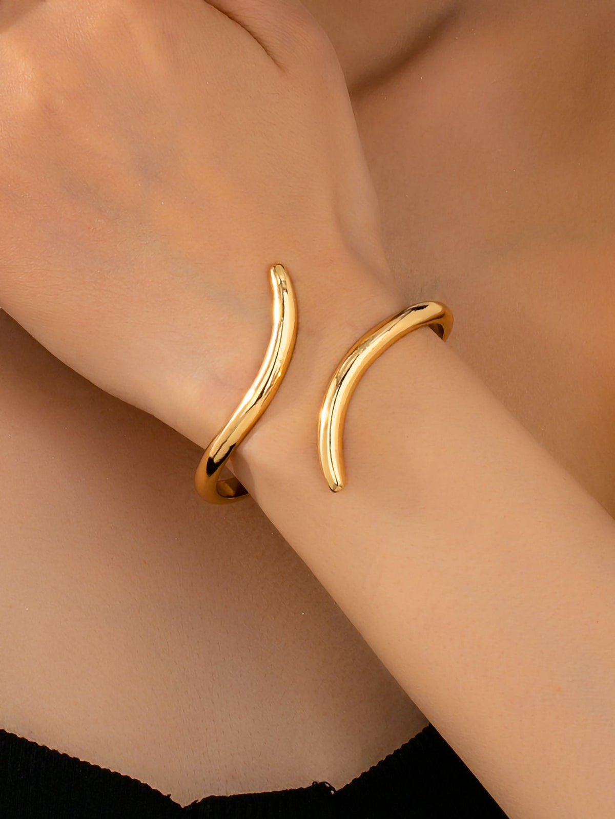 Personality Gold Geometric Irregular Serpentine Ear Jewelry Set