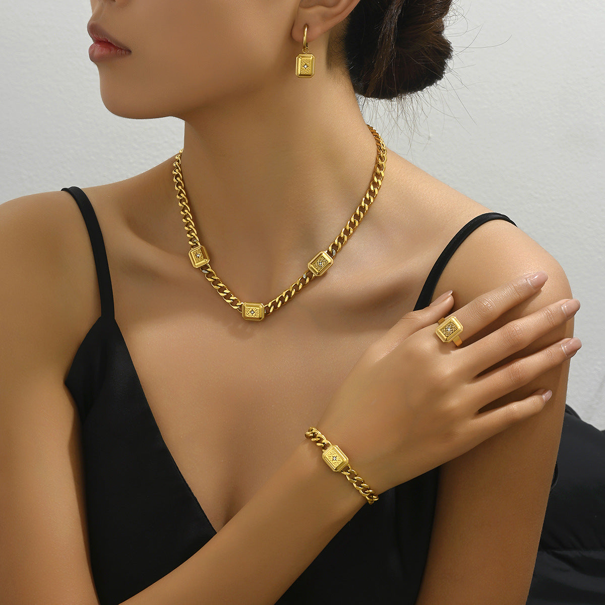Geometric Palace Style Inlaid Zircon Versatile Jewelry Set